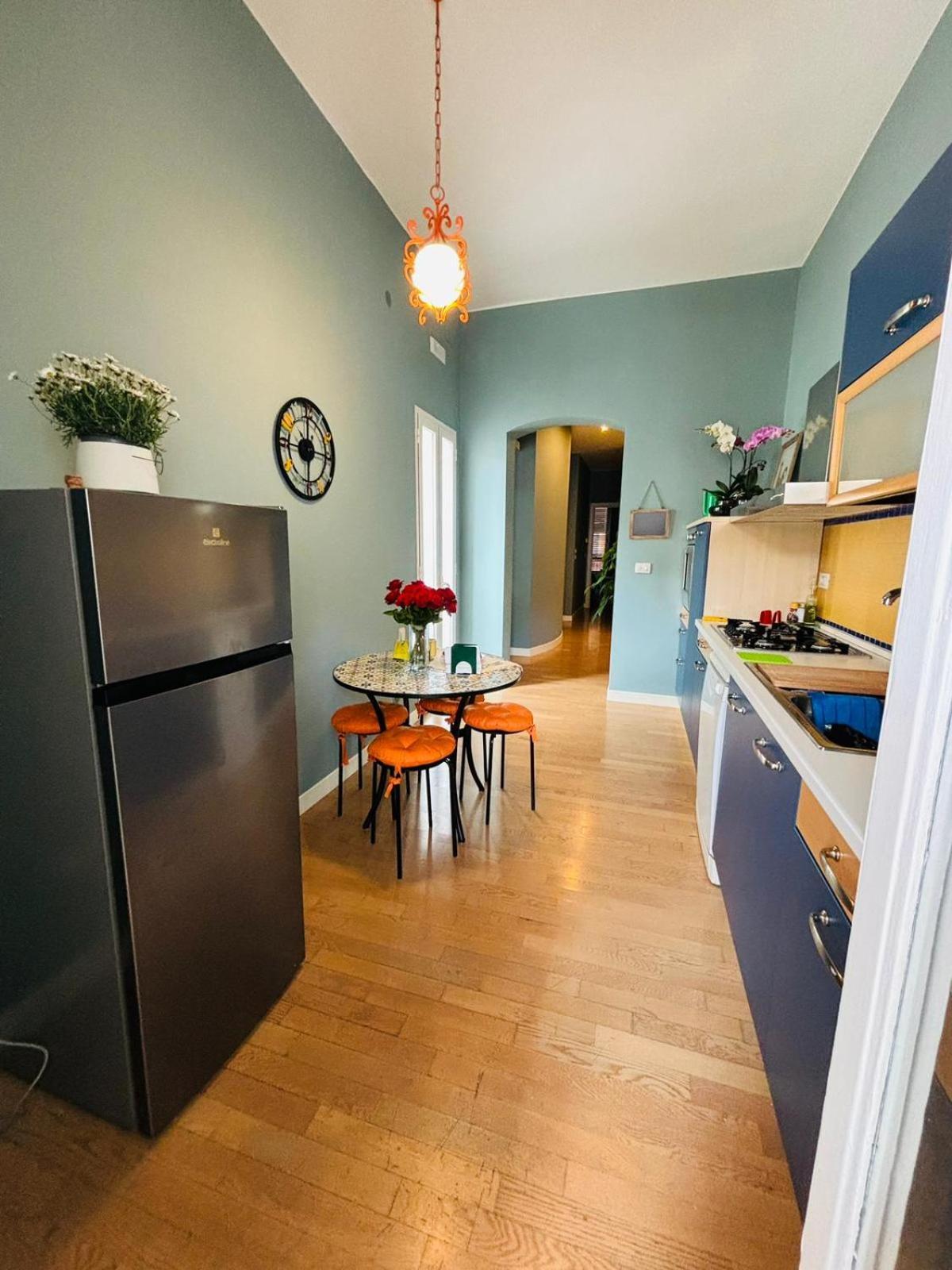 Apartamento 4 Seasons Signorile Bari Exterior foto